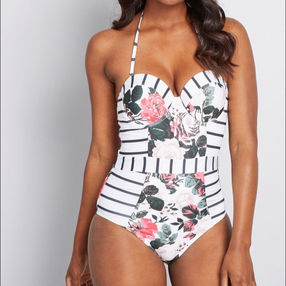 Modcloth Other - NWOT ModCloth Harper white/black striped swimsuit